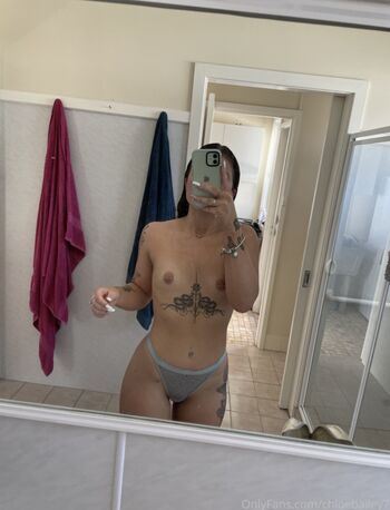 Full leaked Chloebailey private photo
