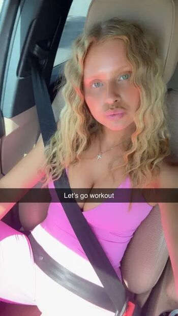 chloee_tinnin