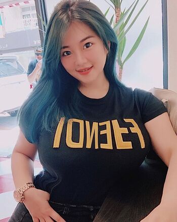 Full leaked Chloefit private onlyfans photo