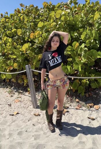 Full leaked Chloeforero private onlyfans photo