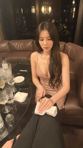 Full leaked Chloelimdiaries private photo