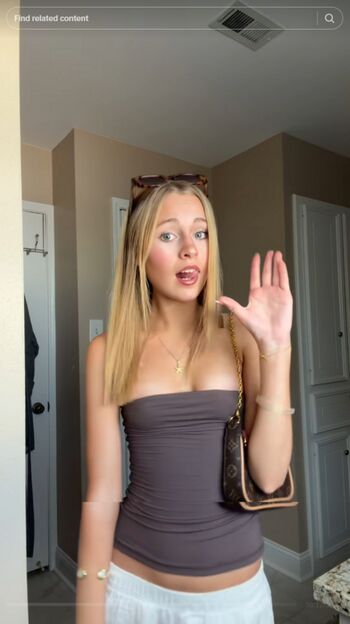 Full leaked Chloelovescereal private photo