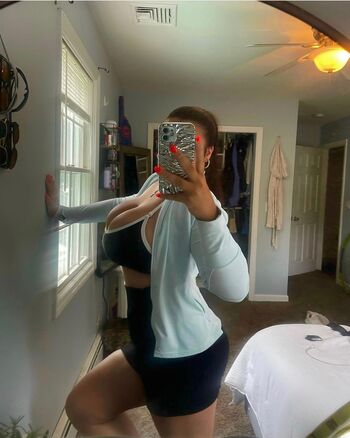 Full leaked Chlohansen private onlyfans photo