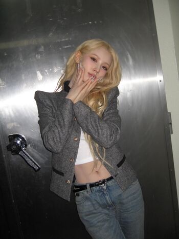 Cho Mi-yeon (Miyeon) - i-dle [(G)I-dle]