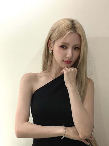 Full leaked Cho mi yeon private photo