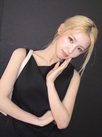 Cho Mi-yeon