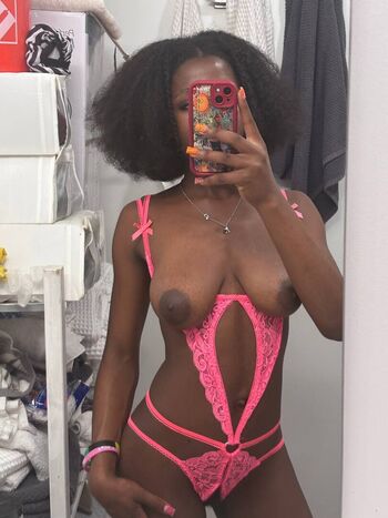 Full leaked Chocolateyprincess private onlyfans photo