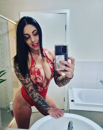 Full leaked Chook fit private onlyfans photo