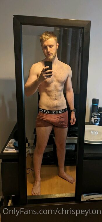 Full leaked Chrispeyton private photo