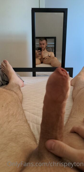 Full leaked Chrispeyton private photo