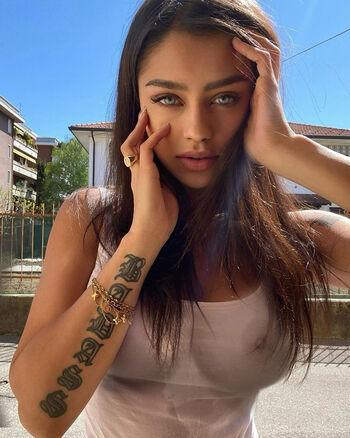 Full leaked Christina bertevello page private photo