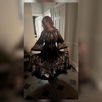 Full leaked Christina hendricks private photo