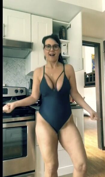 Full leaked Christina trainer page private photo