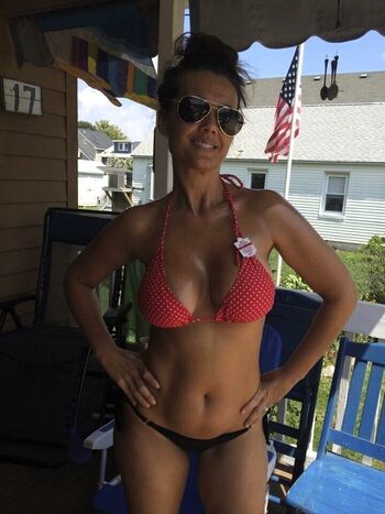 Full leaked Christina trainer private photo
