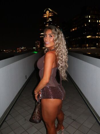 Full leaked Christinaathenaa private photo