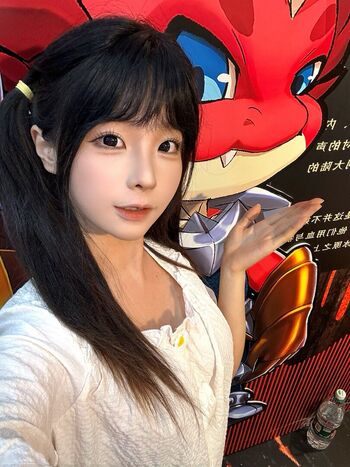Full leaked Chunmomo page private photo