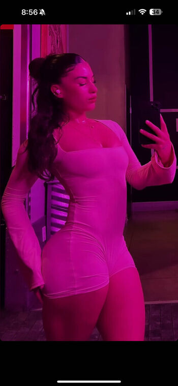 Full leaked Chvzvanessa page private onlyfans photo