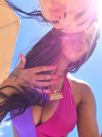 Full leaked Chxrry private onlyfans photo