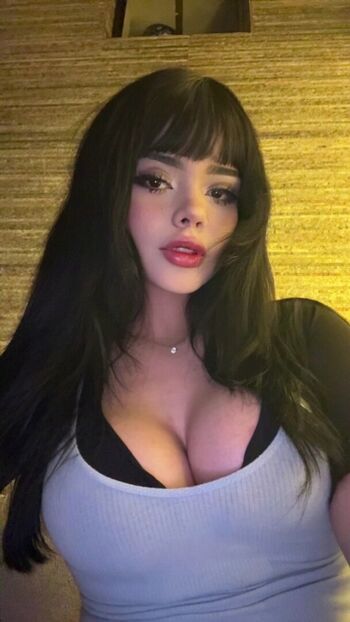 Full leaked Chxrryxblossom private onlyfans photo