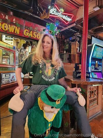 Full leaked Cinammonbuns vip private onlyfans photo