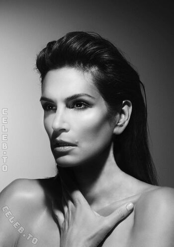 Full leaked Cindy crawford private photo