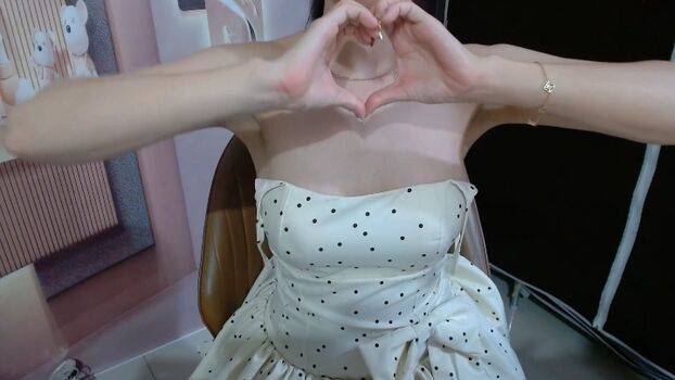 Full leaked Cindy private photo