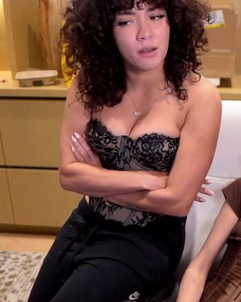 Full leaked Cinnabrit private photo