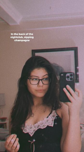 Full leaked Cinnamongrace private photo