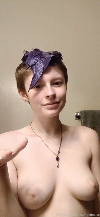 Full leaked Cinnamonmouse page private photo