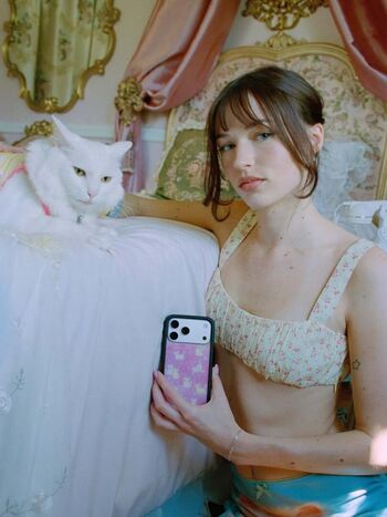 Full leaked Claire drake private photo