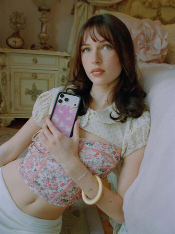 Full leaked Claire drake private photo