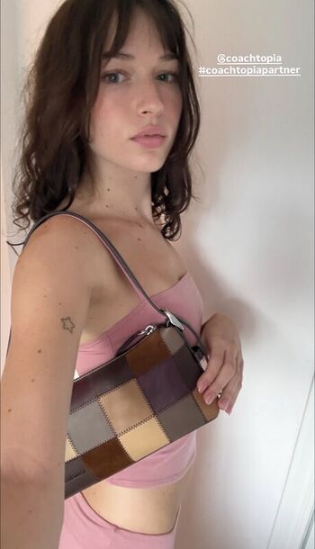Full leaked Claire drake private photo