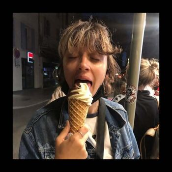 Full leaked Claire pommet private photo