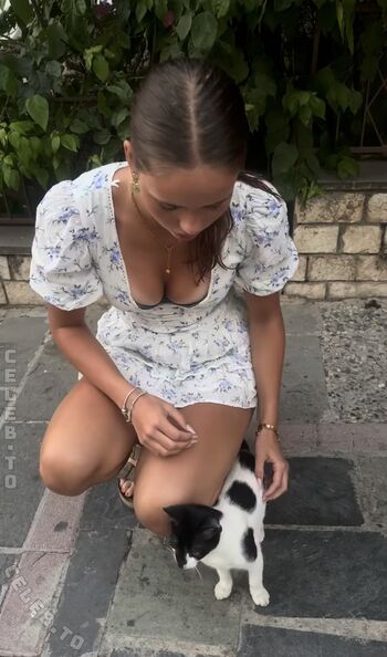Full leaked Clairemaele private photo