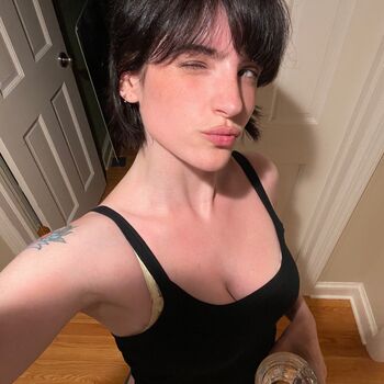 Full leaked Claireyael private photo