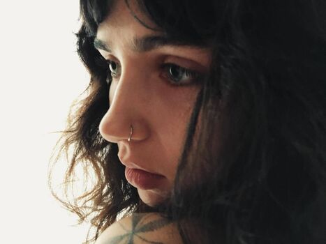 Full leaked Clairo private onlyfans photo