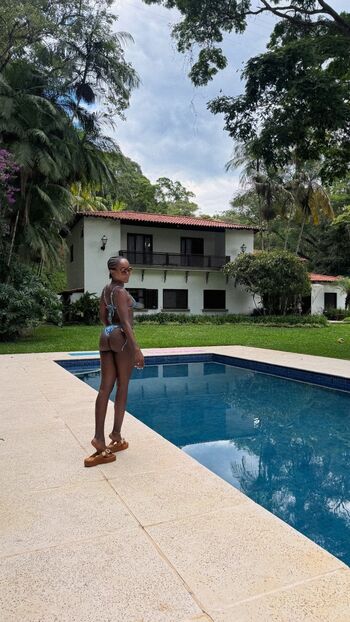 Full leaked Clara moneke private onlyfans photo