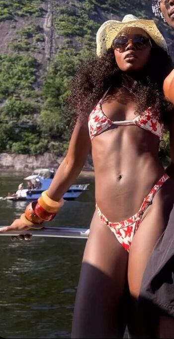 Full leaked Clara moneke private onlyfans photo