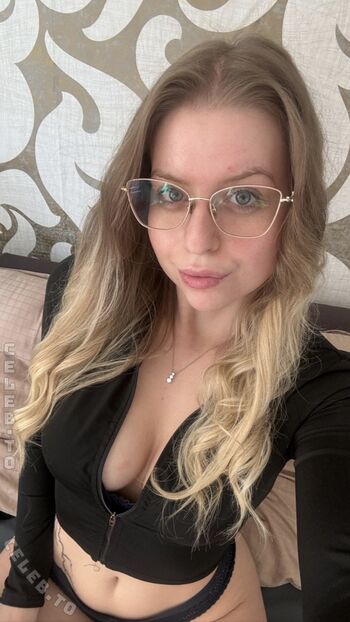 Full leaked Clariette private photo