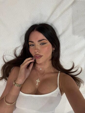 Full leaked Clarissa bea page private onlyfans photo