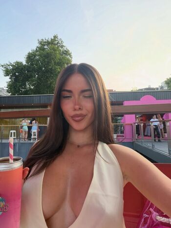 Full leaked Clarissa bea private photo