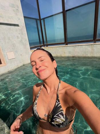 Full leaked Claudia leitte private photo