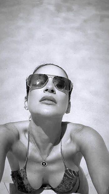 Full leaked Claudia leitte private photo