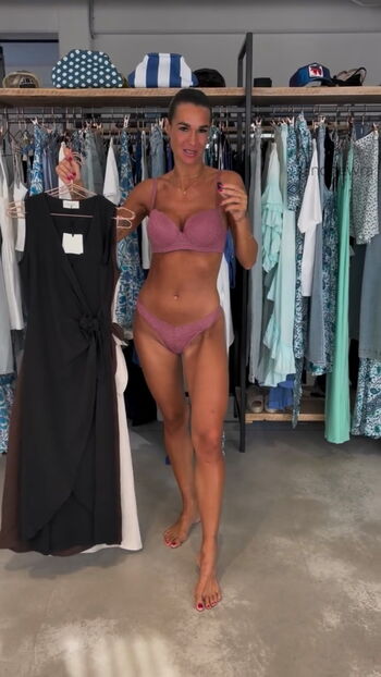 Full leaked Claudia magnabosco page private photo