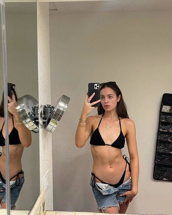 Full leaked Claudia sulewski private photo