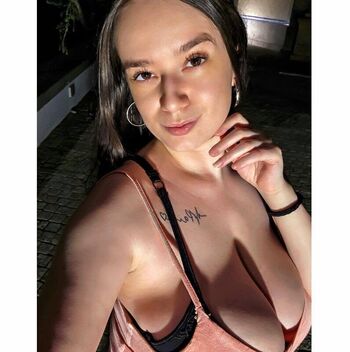 Full leaked Claudia vale private photo