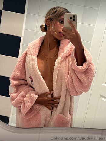 Full leaked Claudiiiiiiiiiaaa page private photo