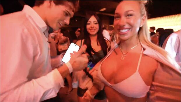 Clavicular Stream Girls