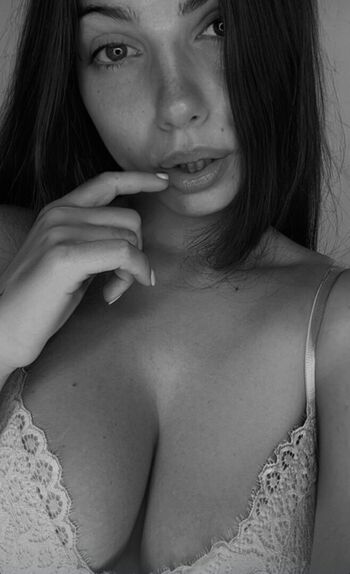 Full leaked Clearchiaraa private photo