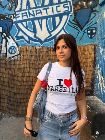 Cloe Zzini